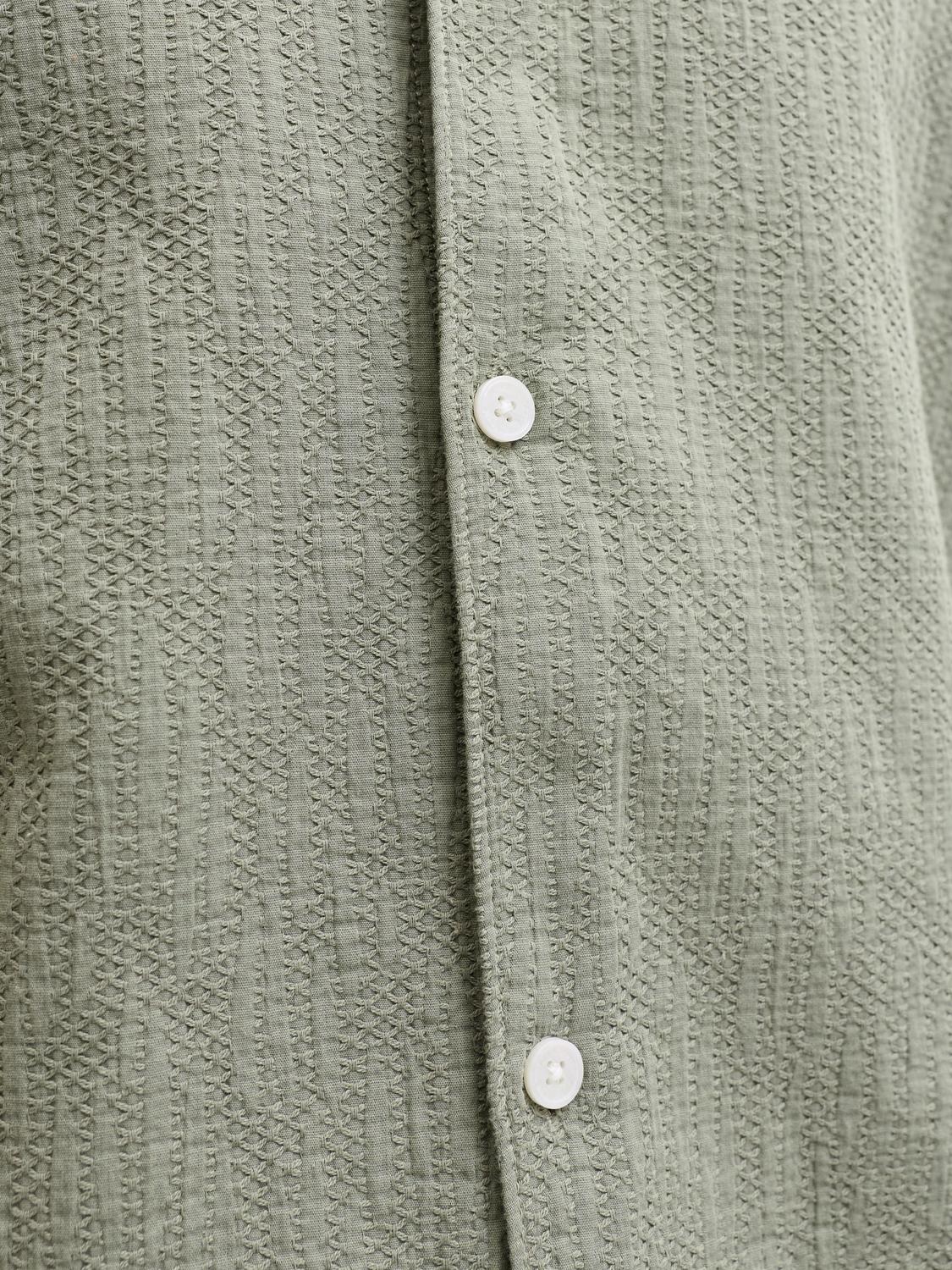 model_shot-detail
